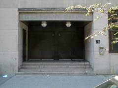 Click for a larger
                version of this picture.