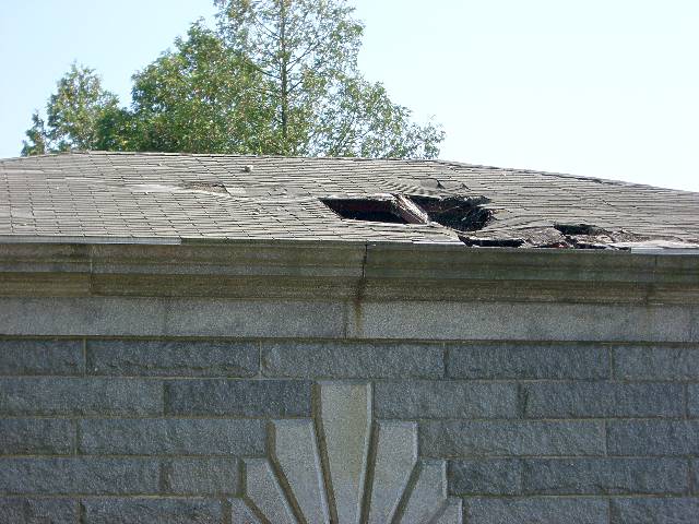 Cochituate Gate House
      Roof