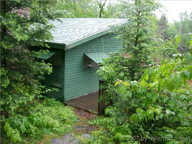 070601ColdRiverCamp_Fernbank We chose Fernbank, one of those perchy cabins for two.