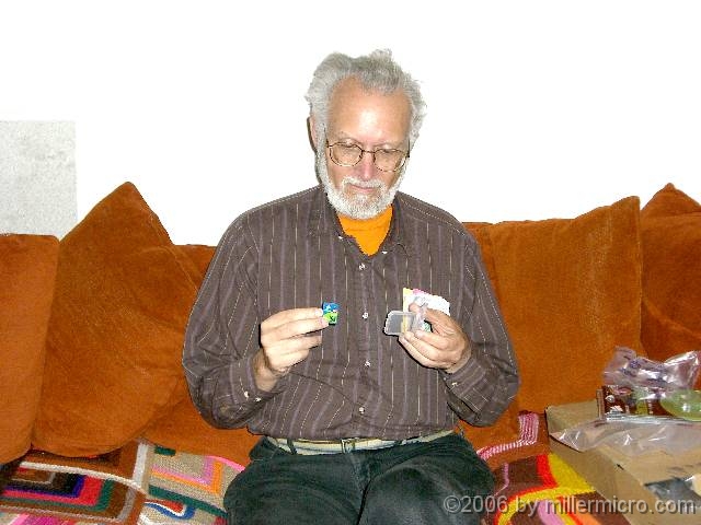 Packaging4 Then it gets a carrying case.